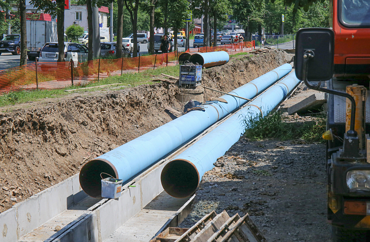 Более 10 километров водопроводных сетей заменят во Владивостоке.