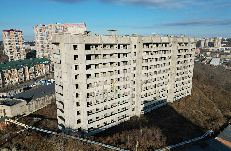 Инвесторов для достройки домов на Борисенко во Владивостоке найдут через торги.