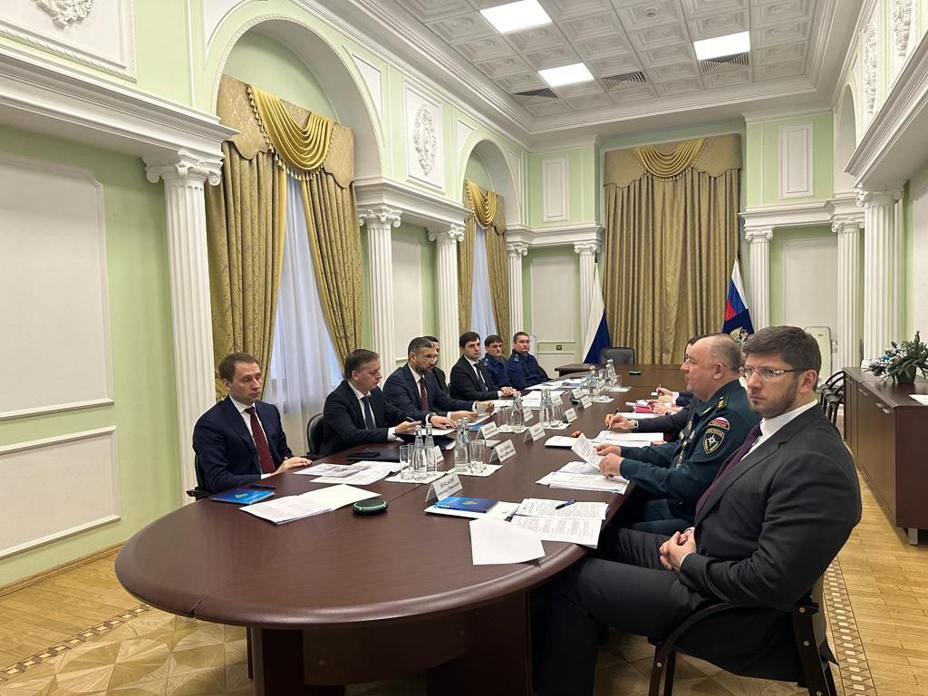 Вопросы защиты дальневосточных регионов от паводков сегодня обсуждены Генпрокуратурой России и профильными федеральными ведомствами.